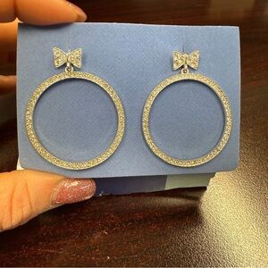 Avon Rhinestone Drop Silver Hoop clip Earrings with Bow NIB 2001. Vintage